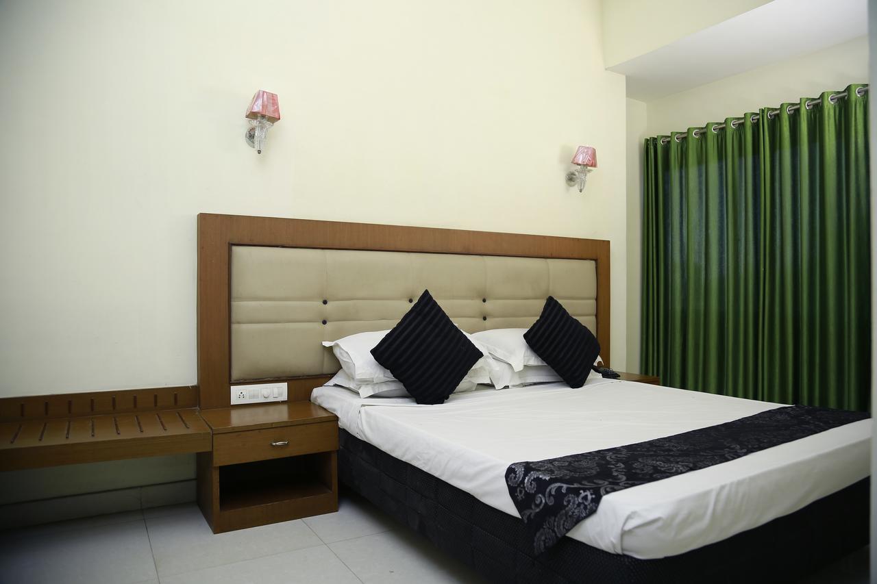Green Park Residency Kannur Exteriör bild